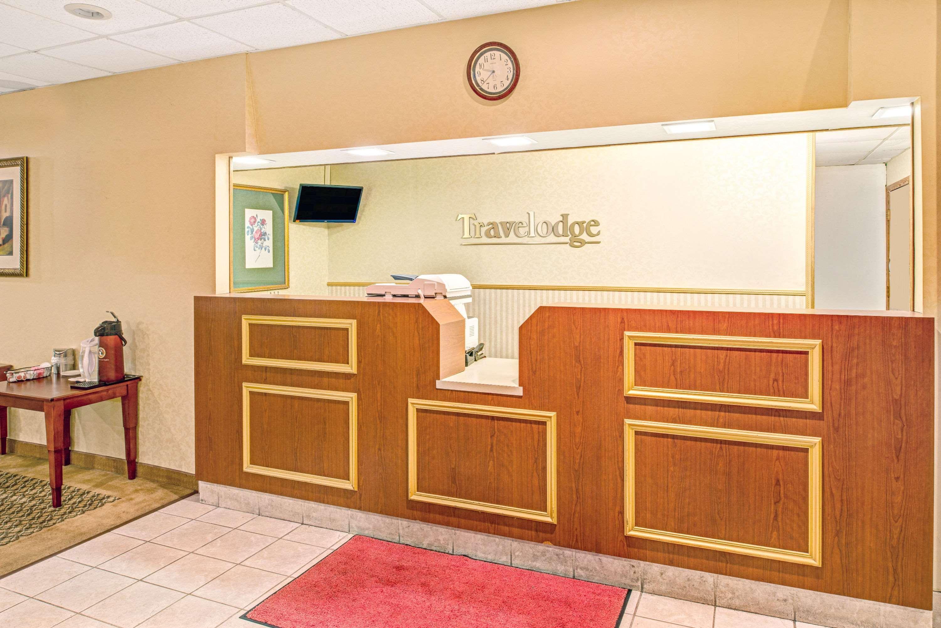 Travelodge By Wyndham Lincoln Airport I-80 Exteriér fotografie